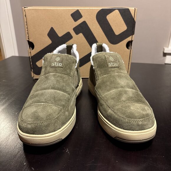 Stio Mens Size 9.5 Colter Low Slip On Dark Olive Suede Leather Comfort Shoes NEW - Picture 2 of 7